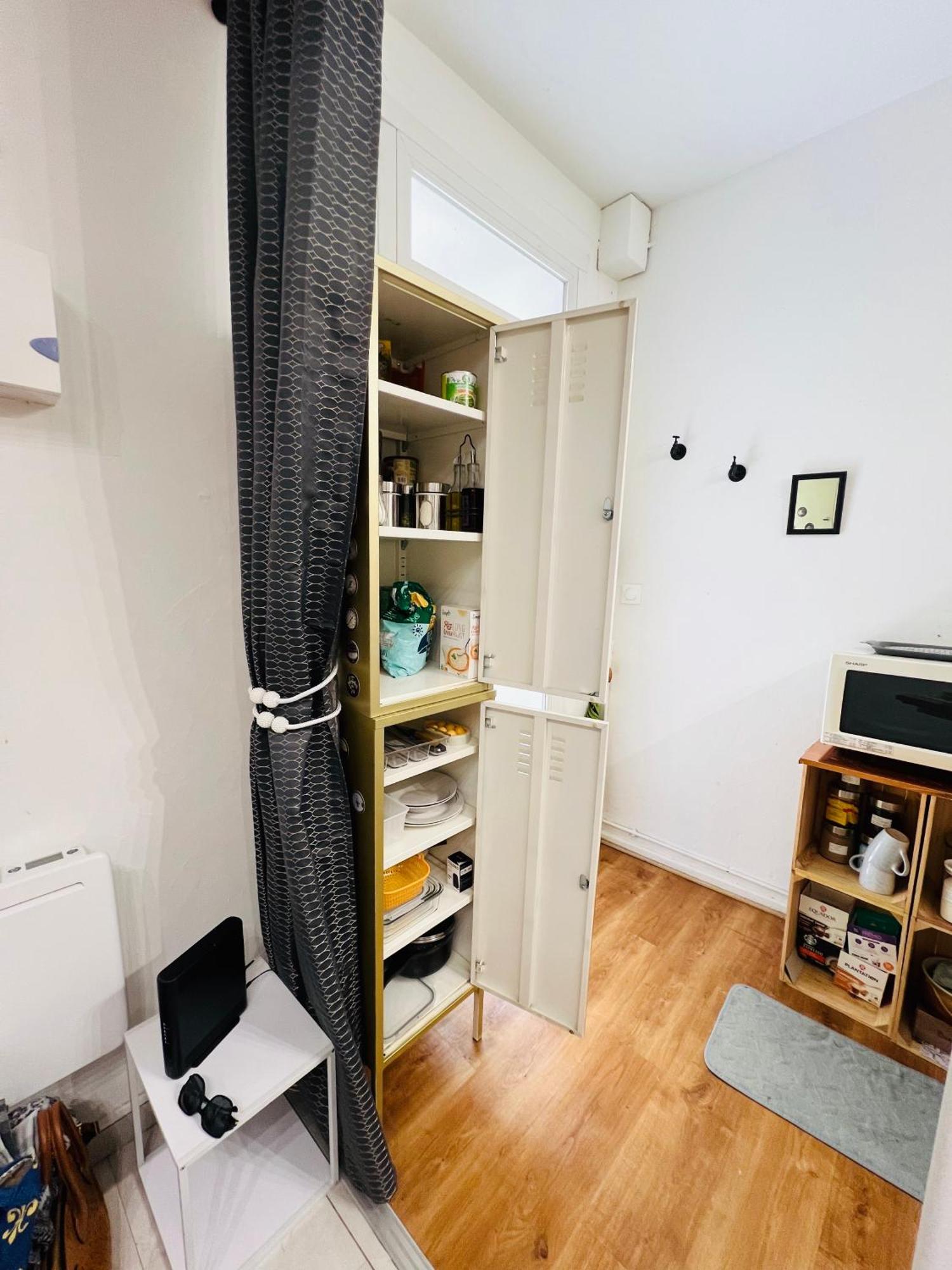 La Fabrica Deu Rei Enric Apartment